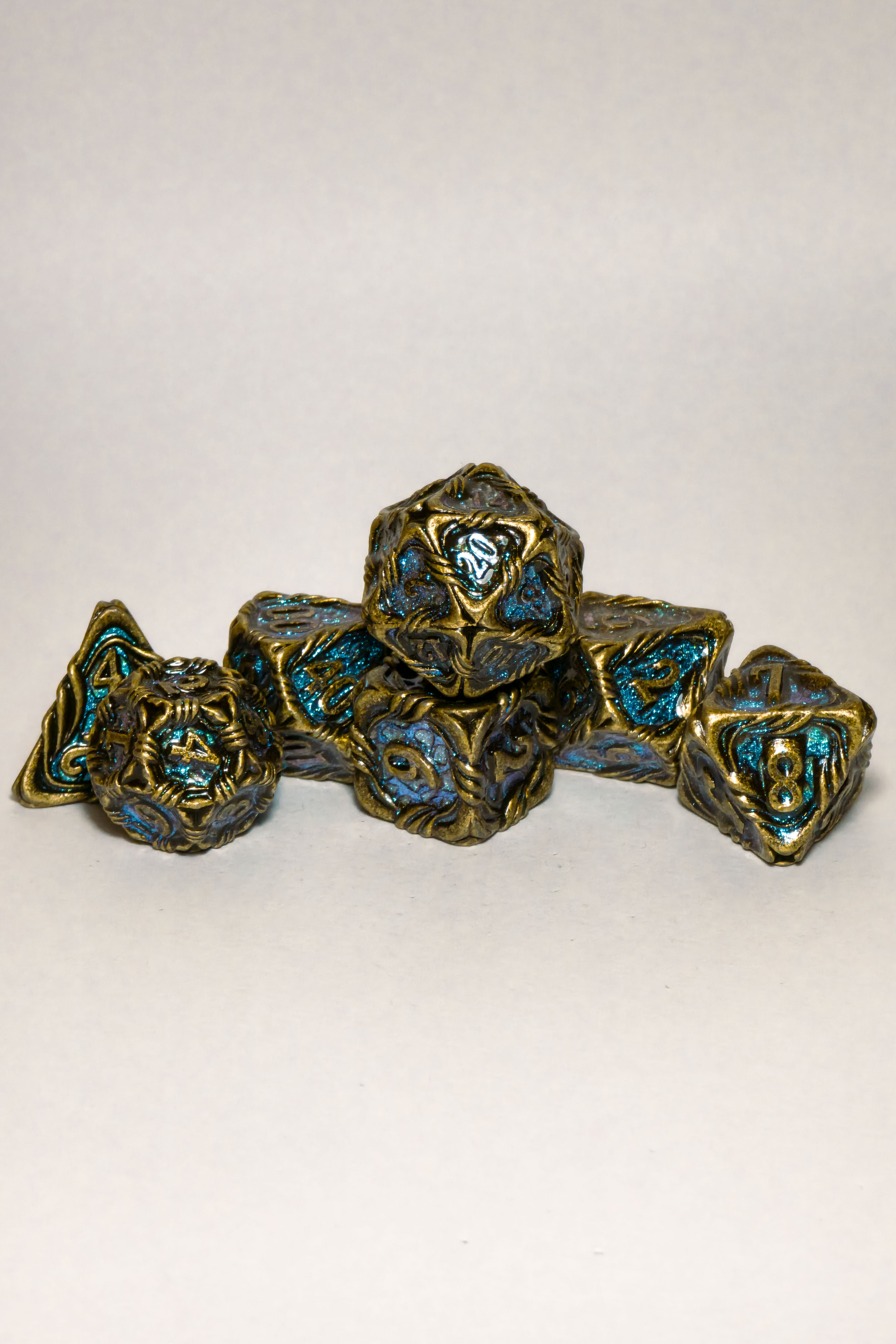 Set de 7 Dados Metálicos: Elfic Aura